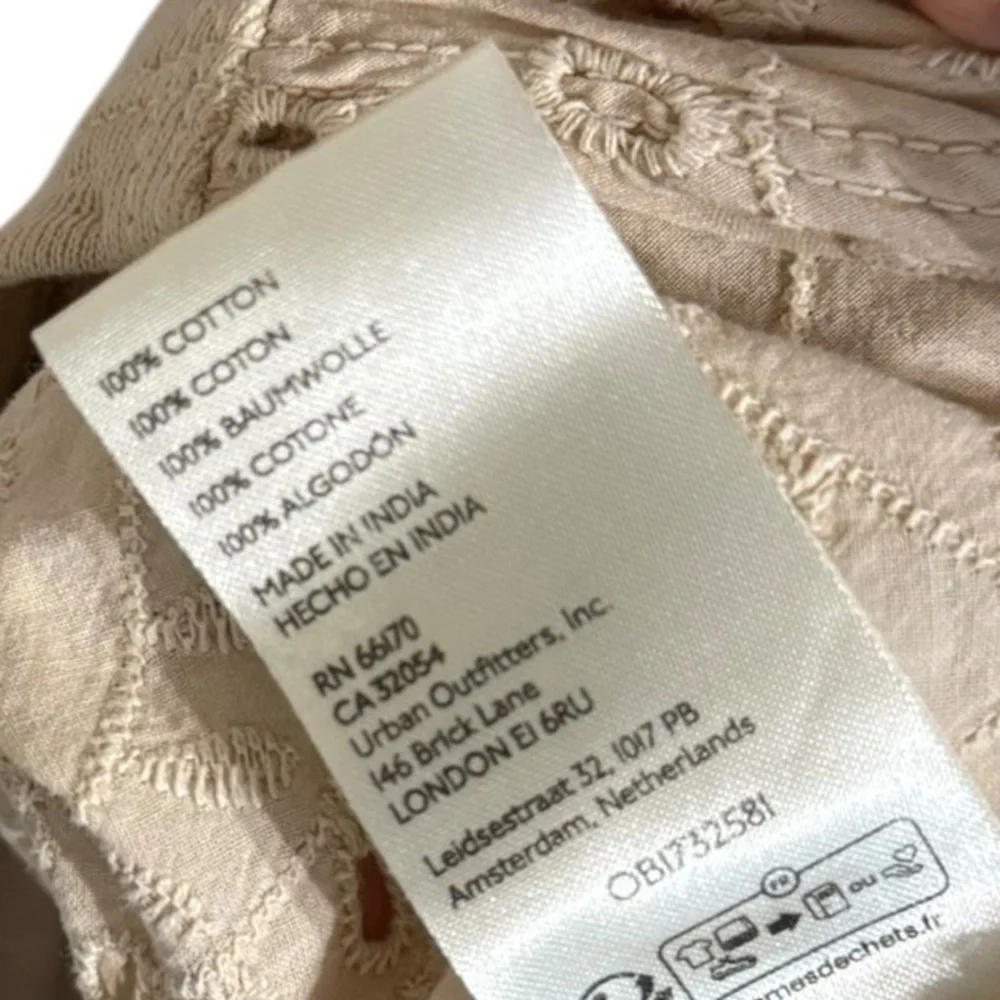 ANTHROPOLOGIE Pilcro Batwing Beige Eyelet Cotton Sweatshirt Pullover Top